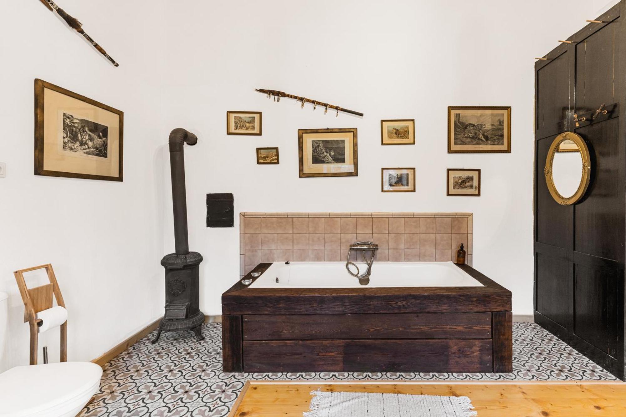 Sovi Dom- Historicke Apartmany Z 19 Storocia, 4Km Od Banskej Stiavnice Svaty Anton Exterior foto