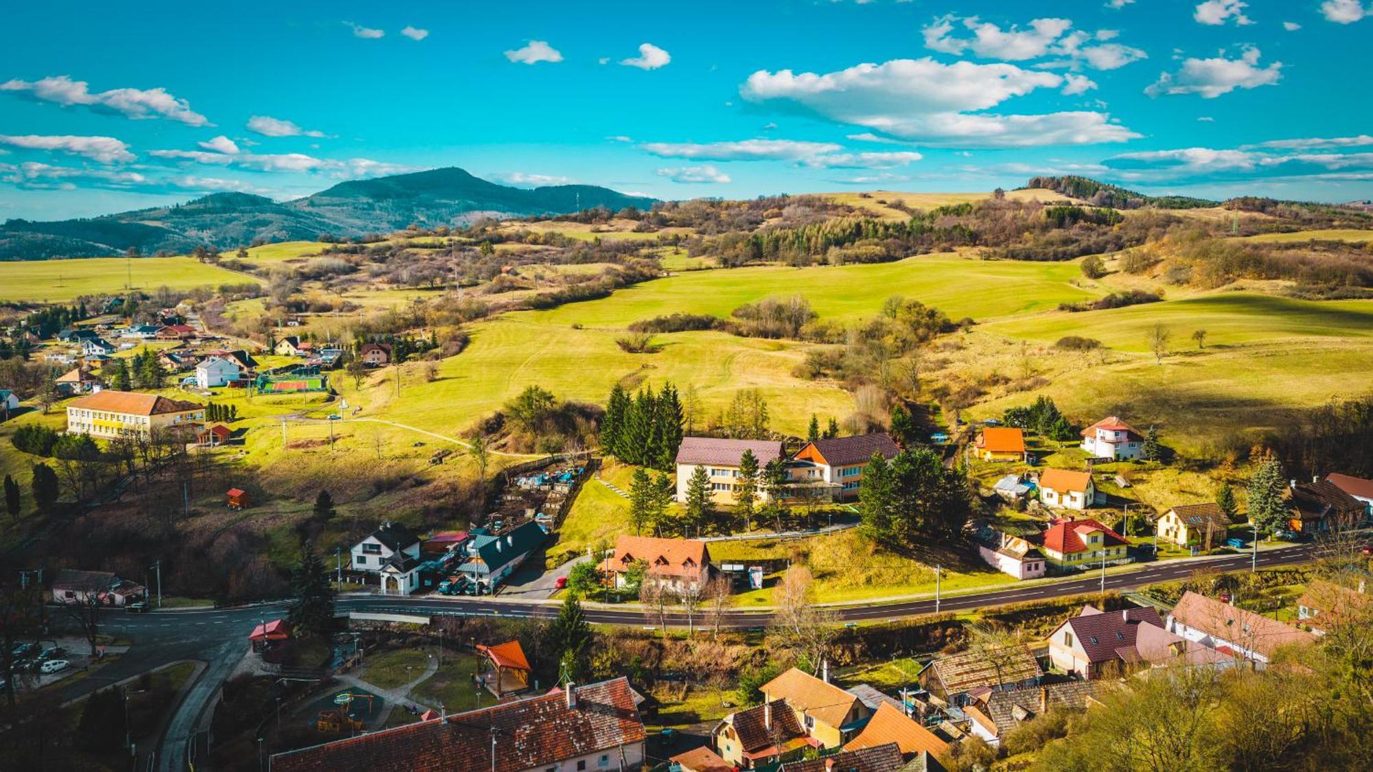 Sovi Dom- Historicke Apartmany Z 19 Storocia, 4Km Od Banskej Stiavnice Svaty Anton Exterior foto