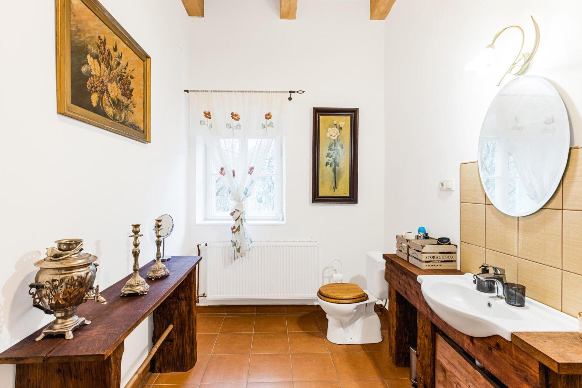 Sovi Dom- Historicke Apartmany Z 19 Storocia, 4Km Od Banskej Stiavnice Svaty Anton Exterior foto