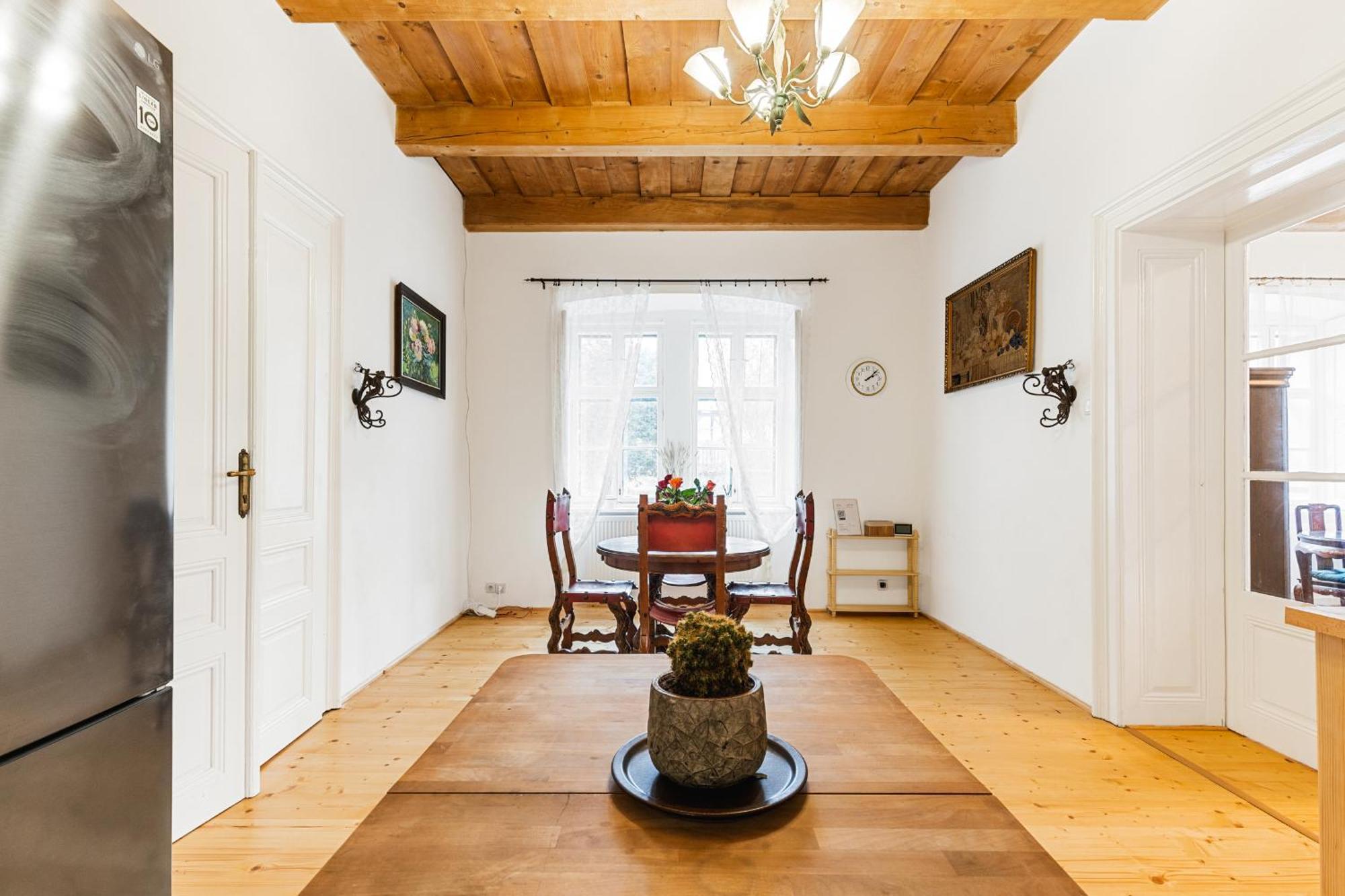 Sovi Dom- Historicke Apartmany Z 19 Storocia, 4Km Od Banskej Stiavnice Svaty Anton Exterior foto