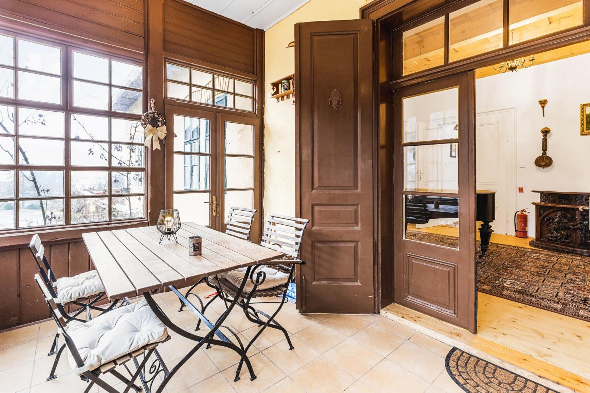 Sovi Dom- Historicke Apartmany Z 19 Storocia, 4Km Od Banskej Stiavnice Svaty Anton Exterior foto